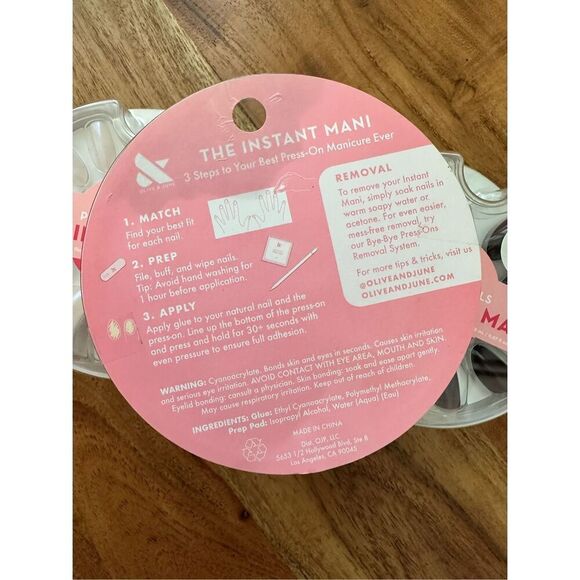 Olive & June The Instant Mani 3 Pack of Press on Nails New Medium Length - Picture 2 of 3